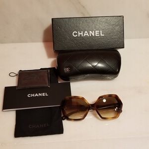 New Authentic Chanel